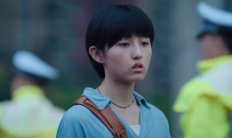 姑姑吃瓜视频在线观看,姑姑吃瓜视频，带你领略网络娱乐新风尚