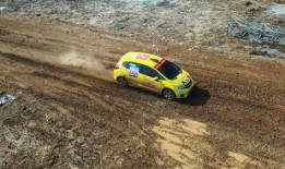 汽车拉力赛吃瓜视频,揭秘汽车拉力赛背后的精彩瞬间