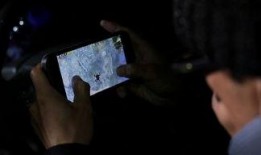 搞笑视频吃瓜的女的,笑料横生！吃瓜女星的搞笑瞬间大盘点