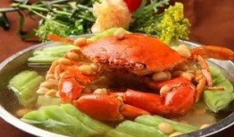 凉瓜螃蟹煲汤可以吃吗视频,夏日养生新选择