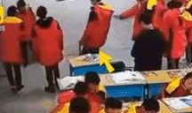 吃瓜群众拍照打架视频,吃瓜群众拍照引发的激烈冲突