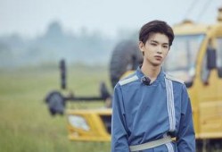 黄明昊不愧是吃瓜达人视频