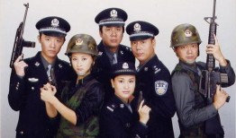 吃瓜台湾军官视频大全下载,趣味横生的军营生活瞬间