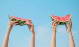 娃娃吃瓜手势舞教学视频,轻松学跳夏日热门舞蹈