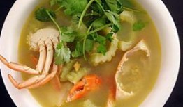 凉瓜螃蟹煲汤可以吃吗视频,夏日养生新选择