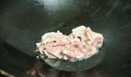 炒瓜吃中毒视频,食品安全不容忽视