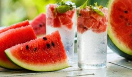 吃瓜怎么能不吃籽呢视频,揭秘无籽吃瓜技巧