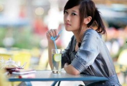 美女吃瓜日记视频下载网站,热门视频下载网站大起底