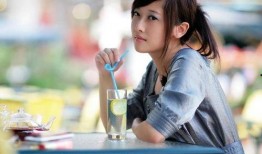 美女吃瓜日记视频下载网站,热门视频下载网站大起底