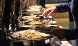 宿院食堂吃瓜事件视频,视频揭露惊人一幕