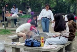 惠州老师吃瓜事件视频,校园风波引发社会关注