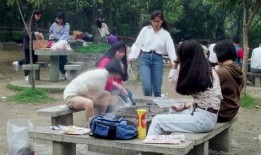 惠州老师吃瓜事件视频,校园风波引发社会关注