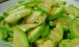 茭瓜能炒菜吃吗视频讲解,茭瓜炒菜制作技巧揭秘