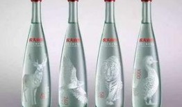 吃瓜群众农夫山泉视频,揭秘网红饮料背后的秘密