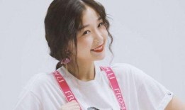 虞书欣吃真瓜视频,真实体验引网友热议