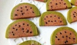 吃瓜的小饼干怎么做的视频,跟着视频学做美味吃瓜小饼干