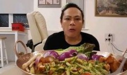 泰国人吃蛇瓜视频大全,蛇瓜视频大全，揭秘神秘蛇瓜烹饪技巧