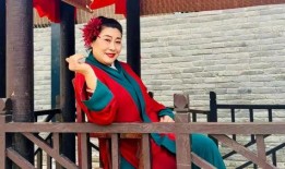 王婆说媒吃瓜许富贵视频,一场别开生面的现代说媒秀