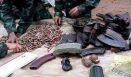 缅甸部队吃瓜视频,揭秘军营里的欢乐时光