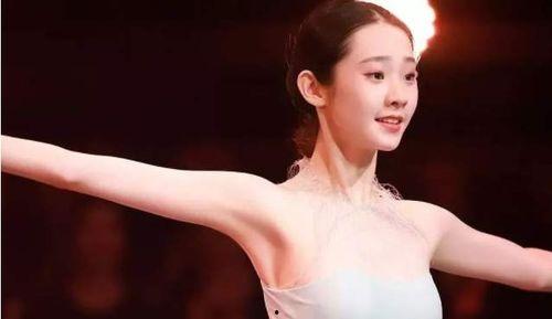张艺凡吃瓜视频下载,揭秘娱乐圈幕后故事